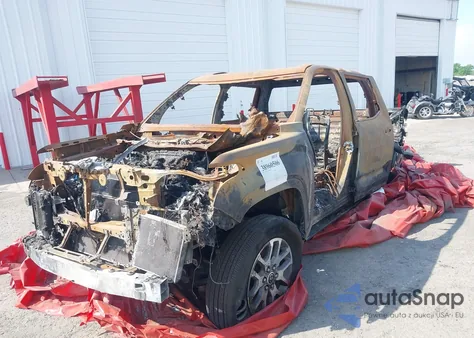 2024 Toyota Tundra Hybrid 1794 Edition из США, поврежденный, VIN 5TFMC5DB4RX051233